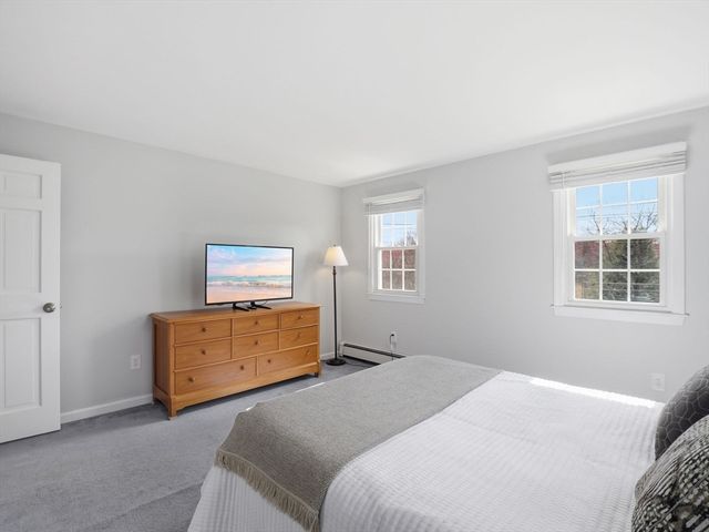 79 Garrison Rd, Chelmsford, MA 01824