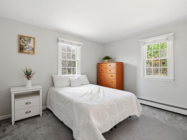 79 Garrison Rd, Chelmsford, MA 01824