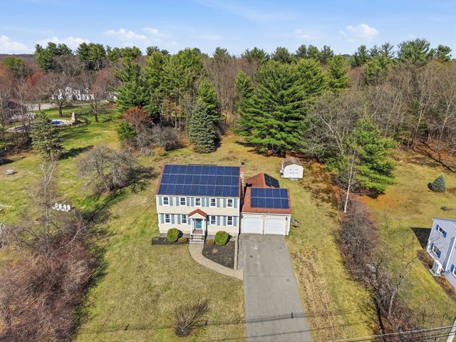 79 Garrison Rd, Chelmsford, MA 01824