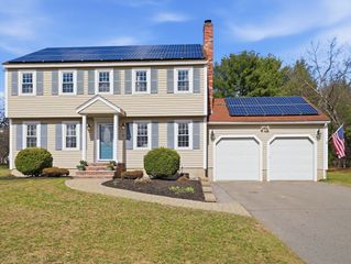 79 Garrison Rd, Chelmsford, MA 01824