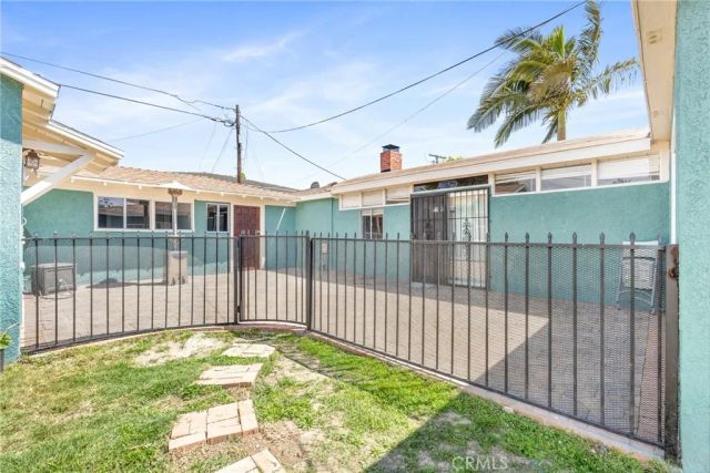 9232 S 7th, Inglewood, CA 90305