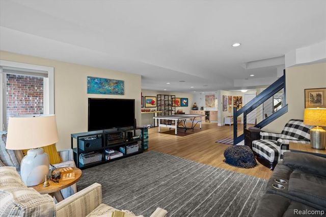 10743 Waterfall Court, South Lyon, MI 48178