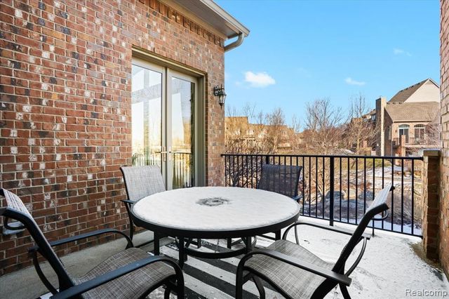 10743 Waterfall Court, South Lyon, MI 48178