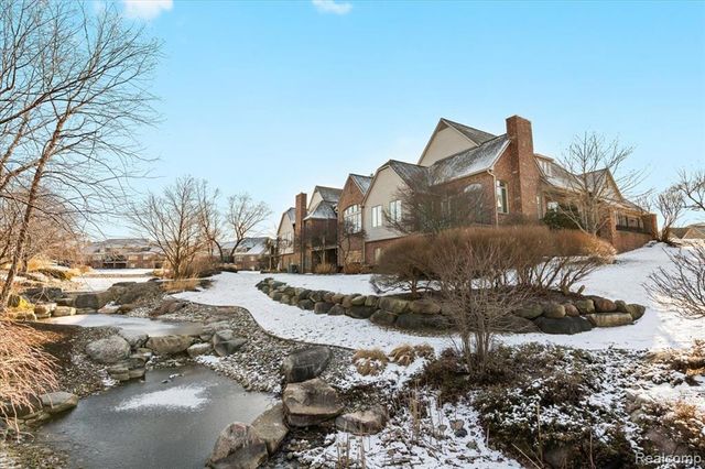 10743 Waterfall Court, South Lyon, MI 48178