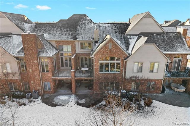 10743 Waterfall Court, South Lyon, MI 48178