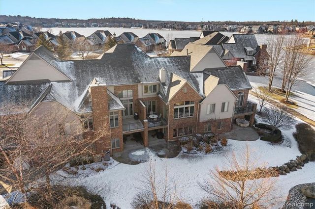 10743 Waterfall Court, South Lyon, MI 48178