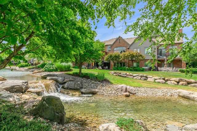 10743 Waterfall Court, South Lyon, MI 48178