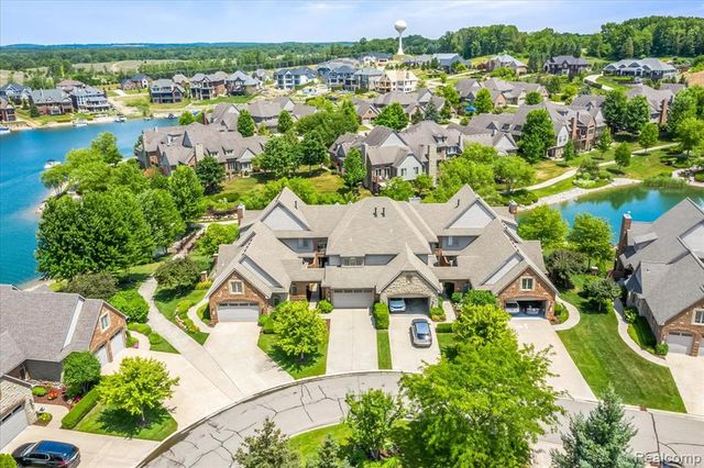 10743 Waterfall Court, South Lyon, MI 48178