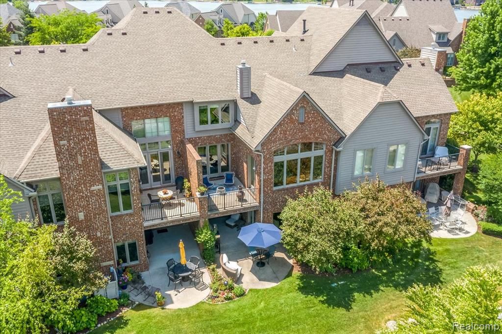 10743 Waterfall Court, South Lyon, MI 48178