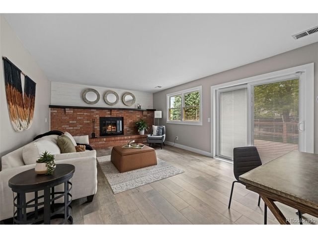 10620 W Glasgow Ave, Littleton, CO 80127