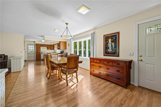 197 Willowen Drive, Irondequoit, NY 14609