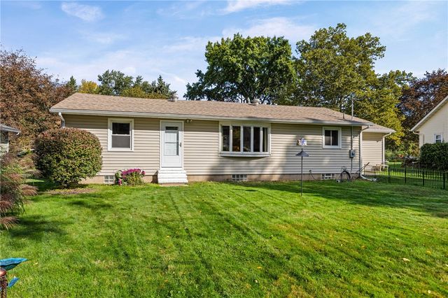 197 Willowen Drive, Irondequoit, NY 14609