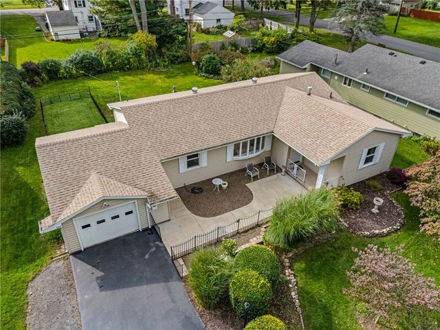 197 Willowen Drive, Irondequoit, NY 14609