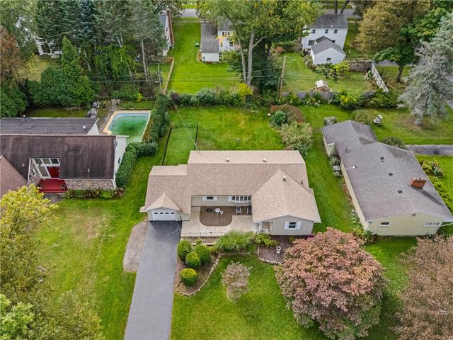 197 Willowen Drive, Irondequoit, NY 14609