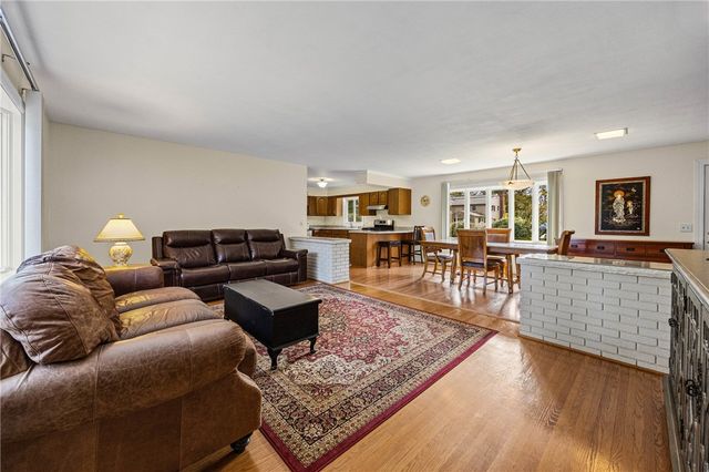 197 Willowen Drive, Irondequoit, NY 14609