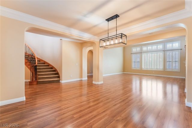 7702 Bear Ridge Street, Las Vegas, NV 89113