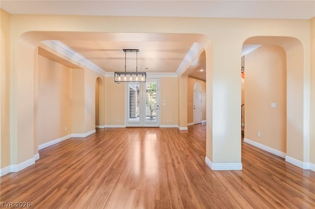 7702 Bear Ridge Street, Las Vegas, NV 89113
