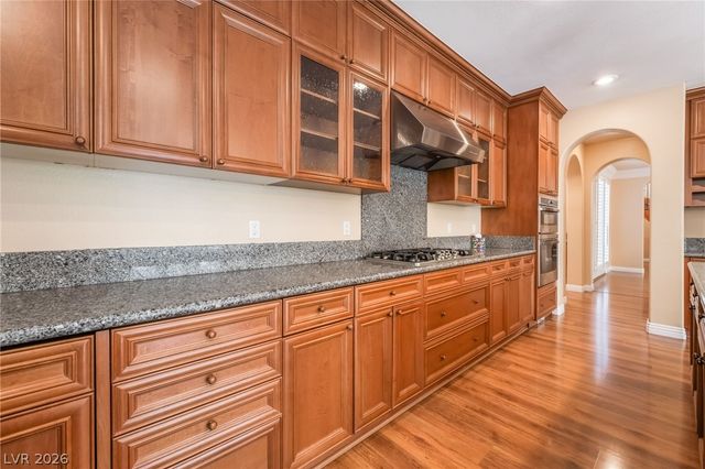7702 Bear Ridge Street, Las Vegas, NV 89113