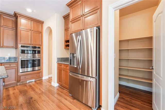 7702 Bear Ridge Street, Las Vegas, NV 89113