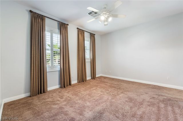 7702 Bear Ridge Street, Las Vegas, NV 89113