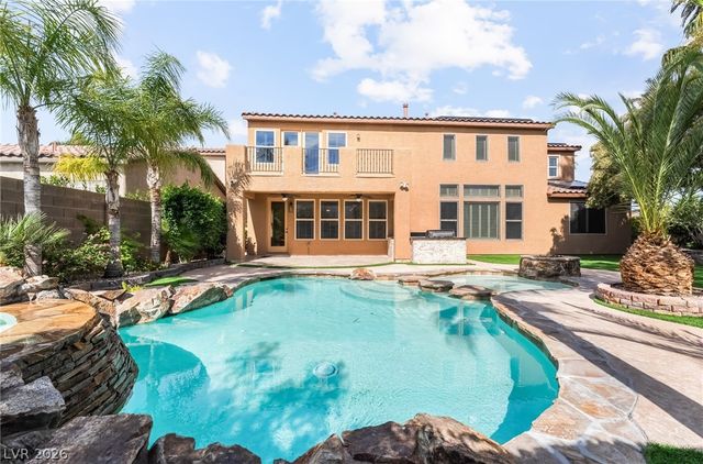 7702 Bear Ridge Street, Las Vegas, NV 89113