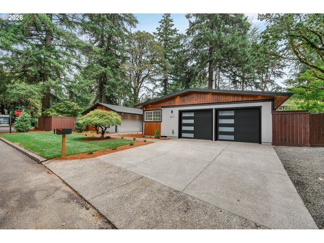 18111 Sw PIONEER Ct, Lake Oswego, OR 97034