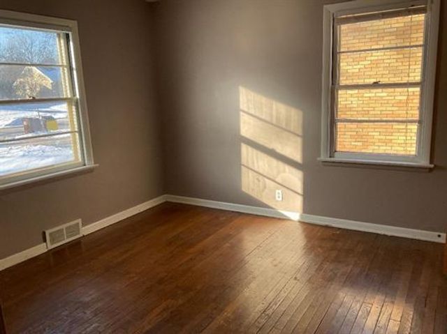 731 James Avenue, Rockford, IL 61107