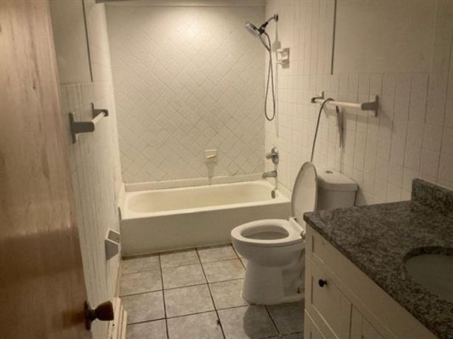 731 James Avenue, Rockford, IL 61107