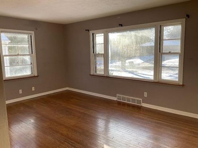 731 James Avenue, Rockford, IL 61107