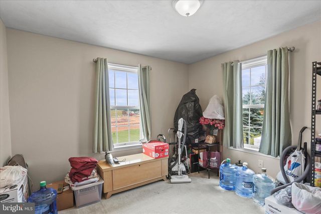 2440 BELAIR DR, Dover, PA 17315