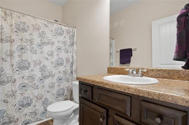 1246 FOXCREEK Drive, Mcdonough, GA 30252