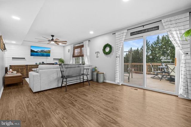 3334 BROCKTON DR, Jefferson, MD 21755