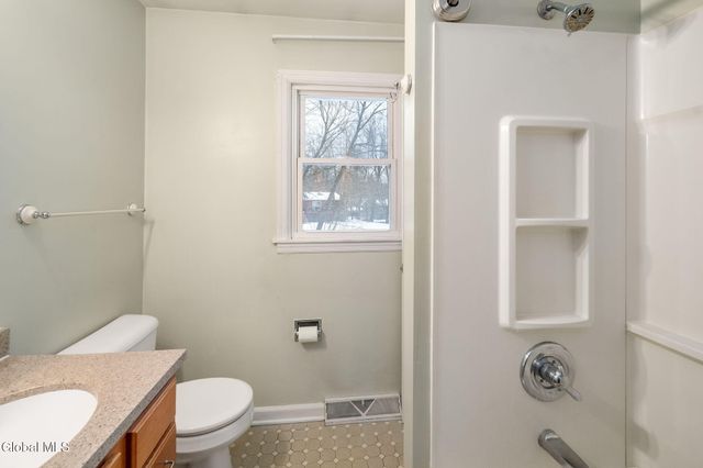 36-38 Brenda Court, Guilderland, NY 12203