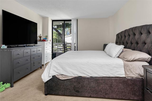 3300 NE 192nd St 202, Aventura, FL 33180