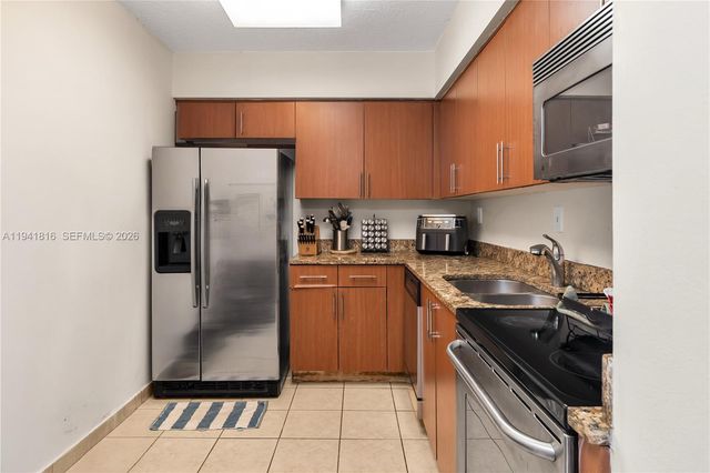 3300 NE 192nd St 202, Aventura, FL 33180