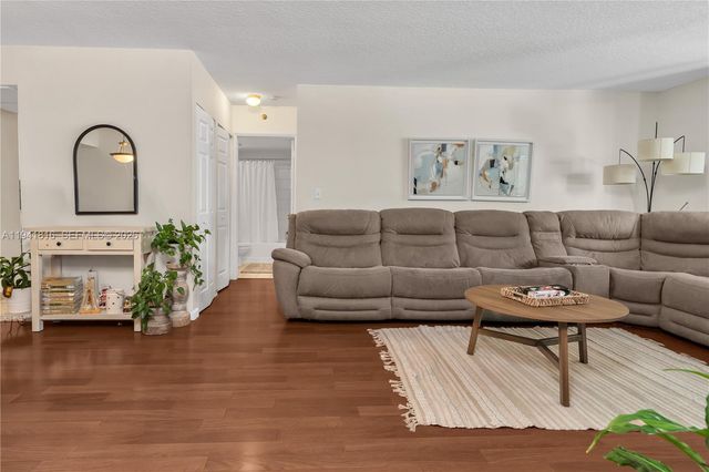 3300 NE 192nd St 202, Aventura, FL 33180