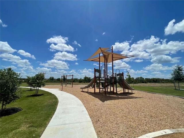 1513 Weatherford LN, Leander, TX 78641