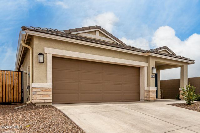 10347 S Saguaro Drive, Apache Junction, AZ 85120