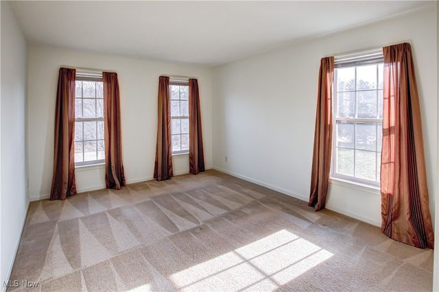 6308 Richmond Road, Oakwood Village, OH 44146