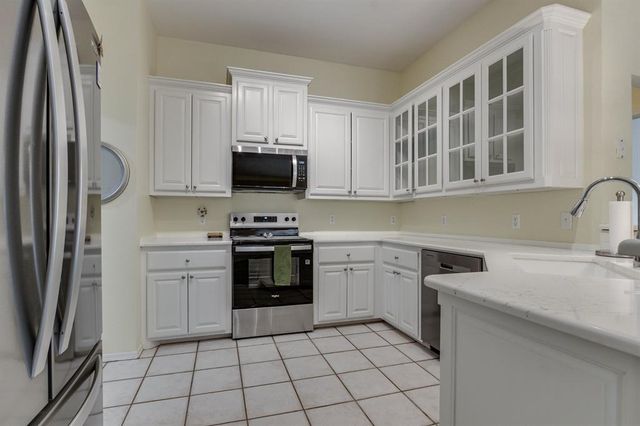 5712 NW 127th Street, Oklahoma City, OK 73142