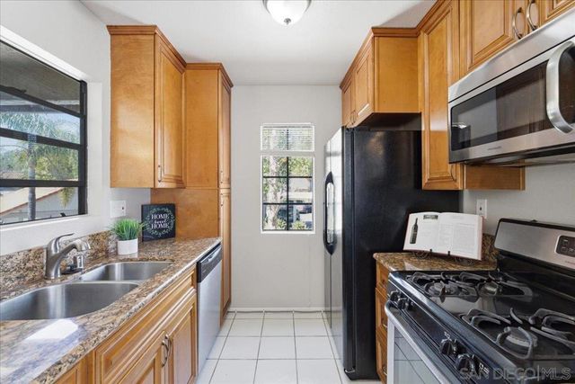 10361 Azuaga St 188, San Diego, CA 92129