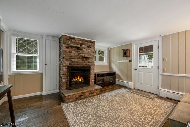 41 E Crescent Ave, Mahwah Twp., NJ 07430