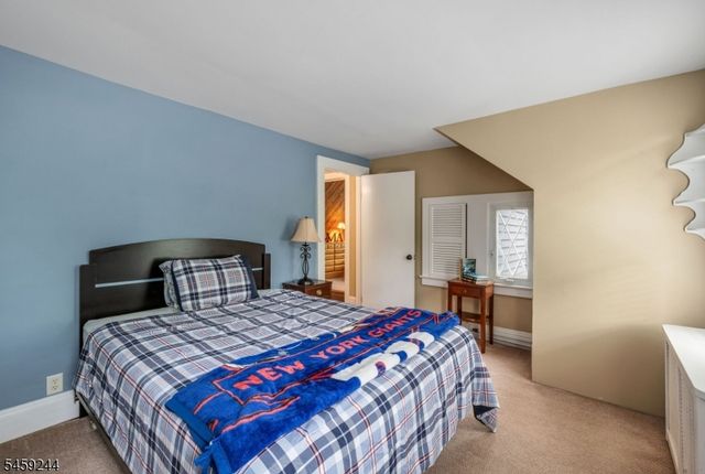 41 E Crescent Ave, Mahwah Twp., NJ 07430