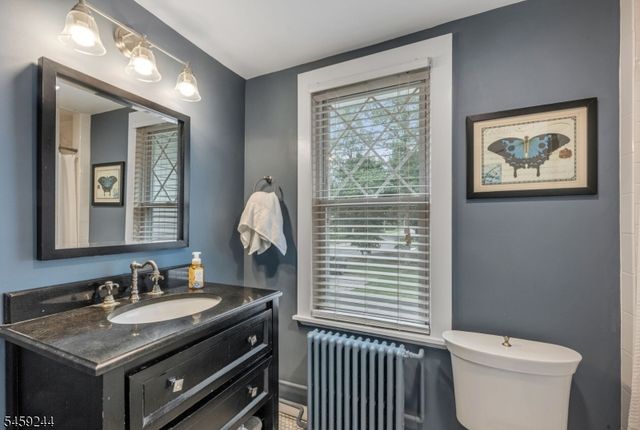 41 E Crescent Ave, Mahwah Twp., NJ 07430