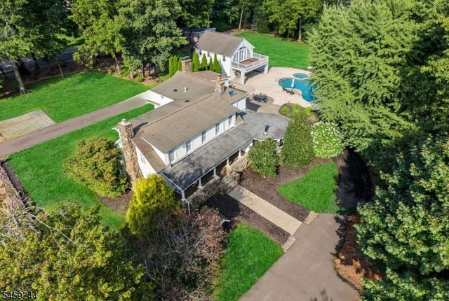 41 E Crescent Ave, Mahwah Twp., NJ 07430