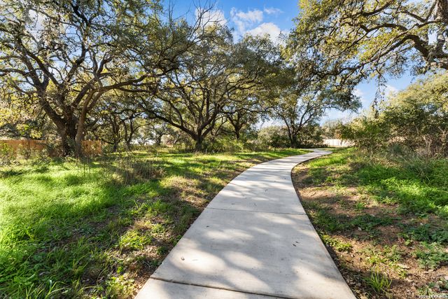 1028 Amber Lake, Seguin, TX 78155