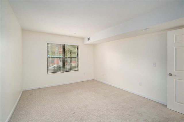 425 W 9th Street 102, Kansas City, MO 64105