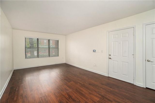 425 W 9th Street 102, Kansas City, MO 64105