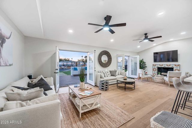 12216 N 65TH Street, Scottsdale, AZ 85254