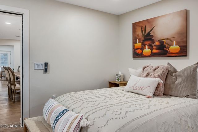 12216 N 65TH Street, Scottsdale, AZ 85254